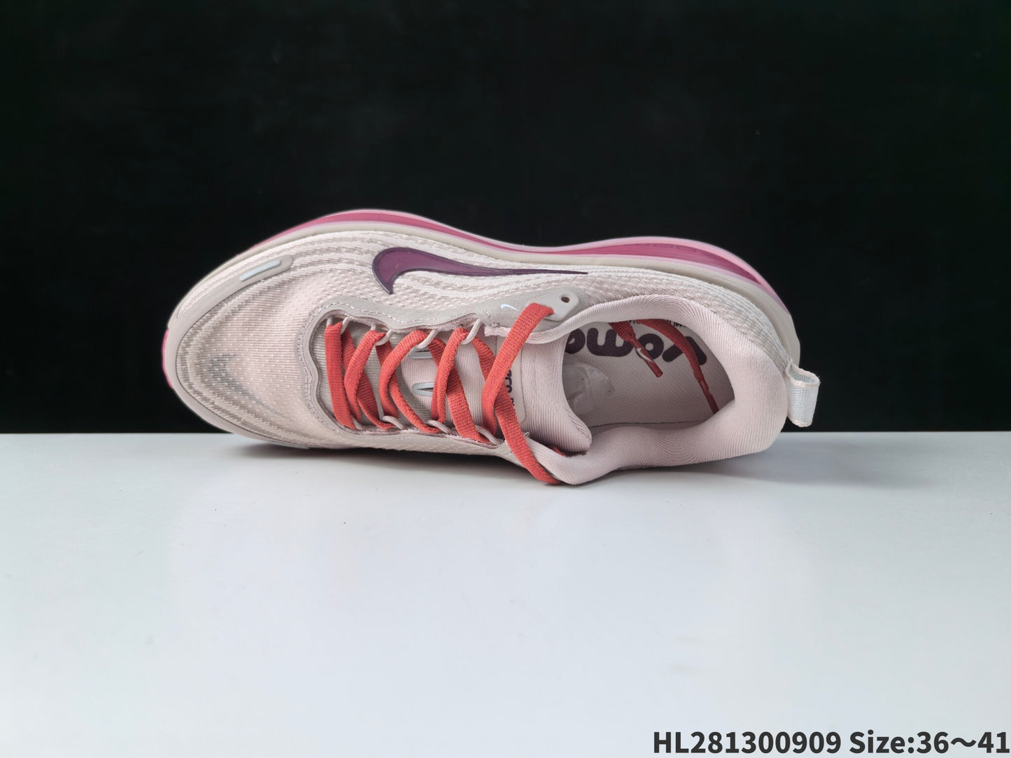 Nike Vomero Plus | NV18P400306