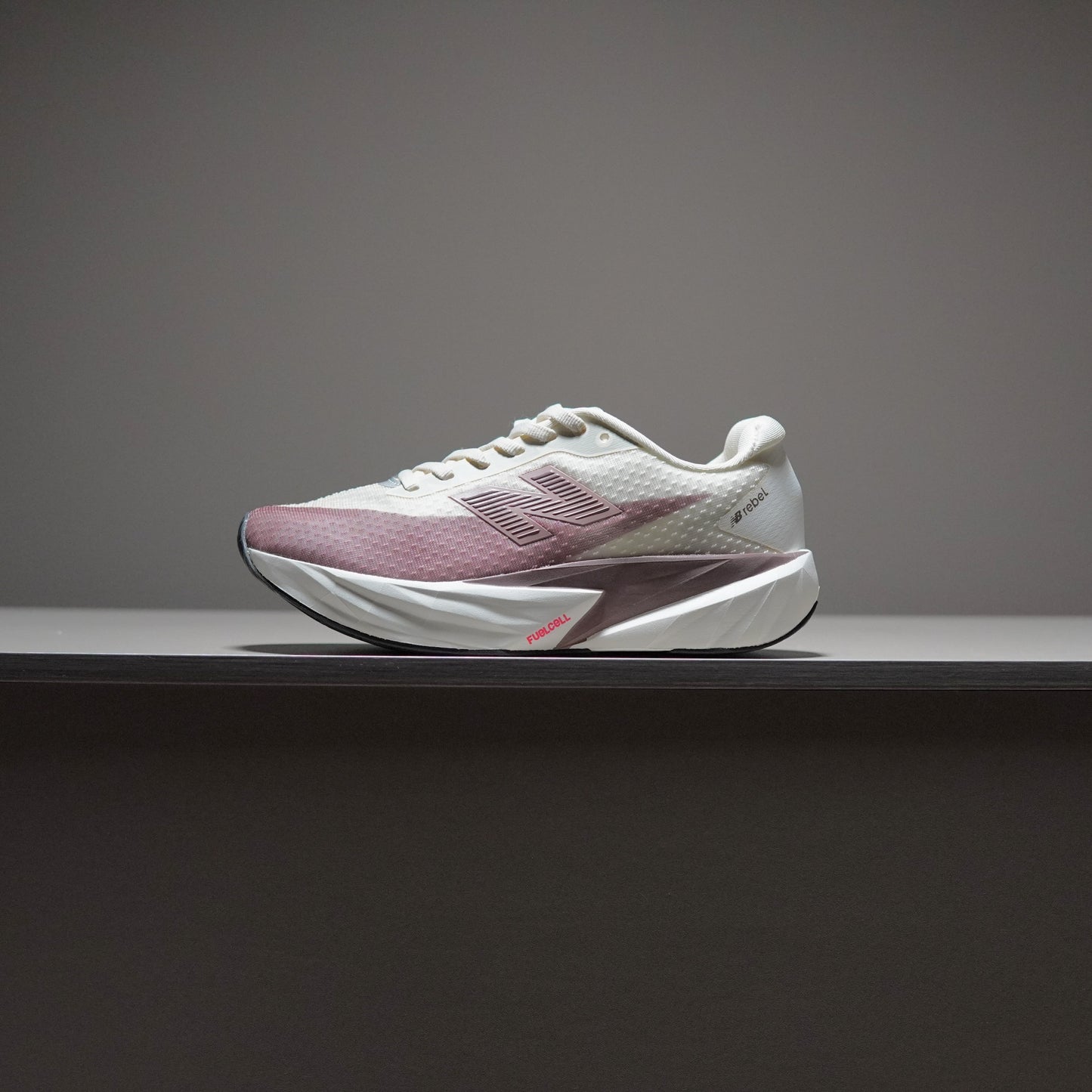 New Balance FuelCell Rebel v5 | NB080023FR02