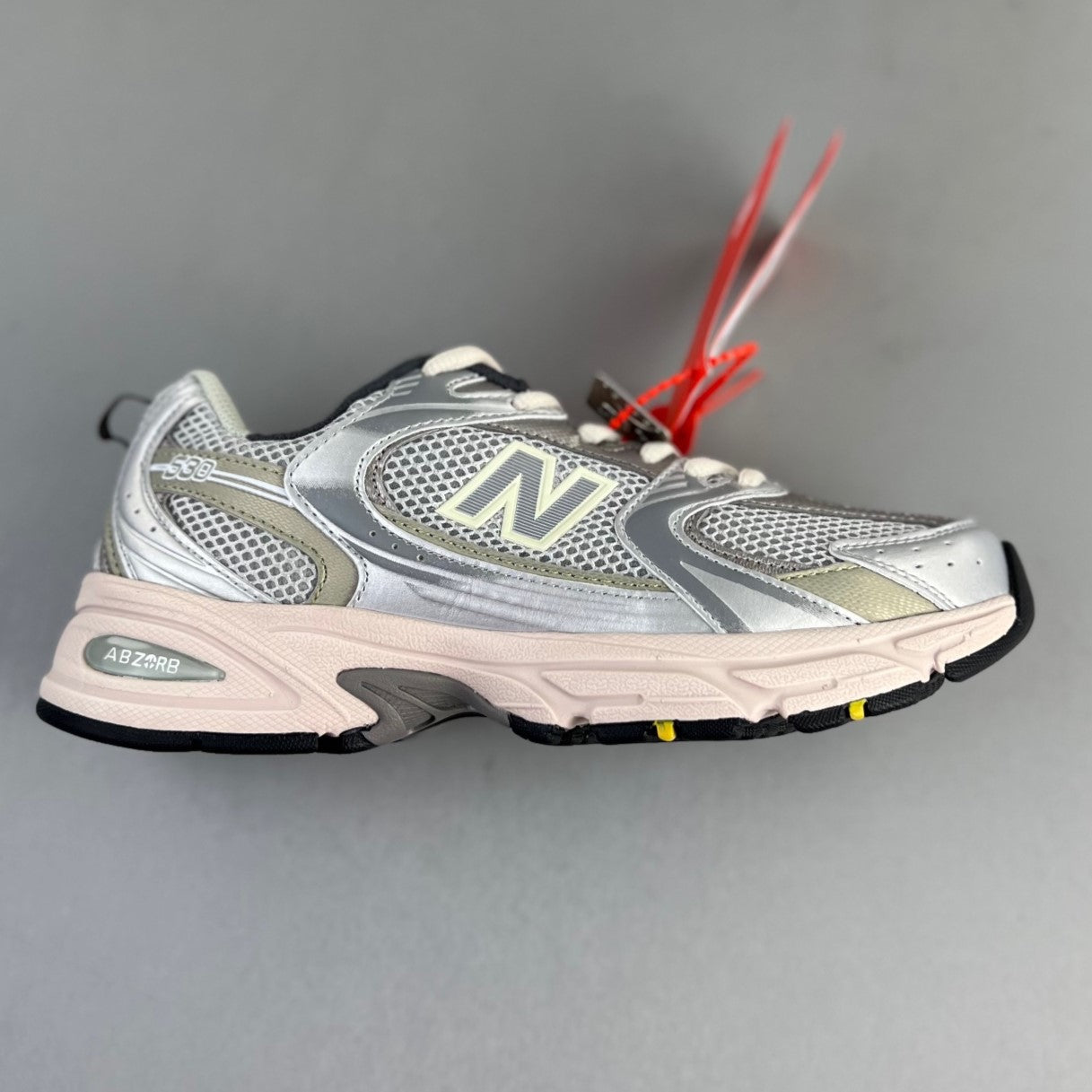 New Balance 530 | Silver Khaki HL491400612