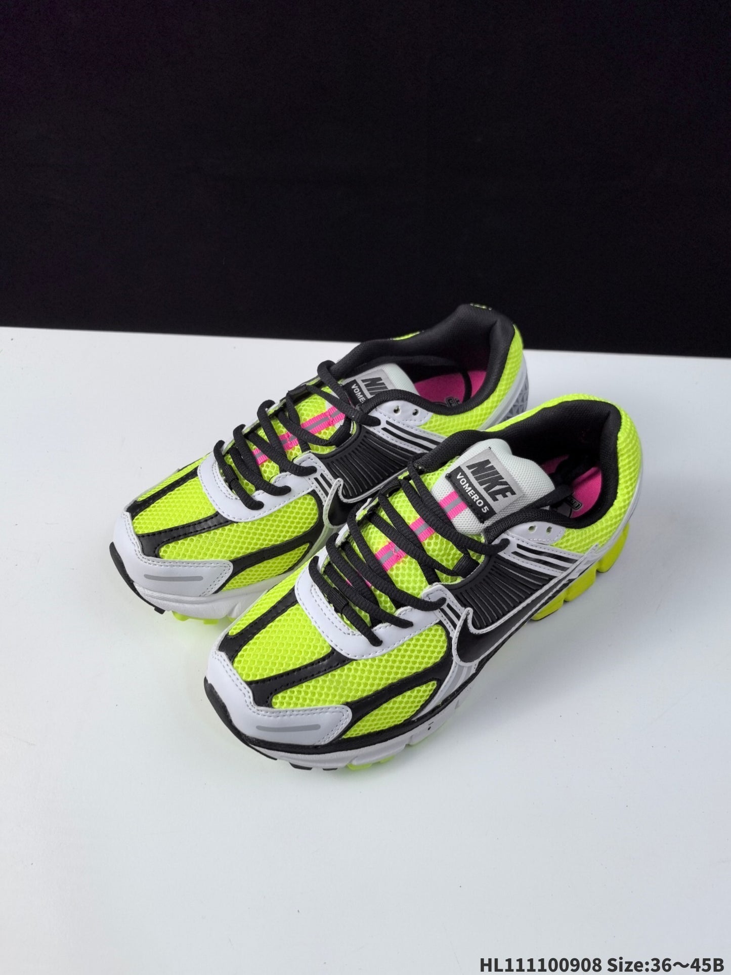 Nike Zoom Vomero 5 | NZV518P400302