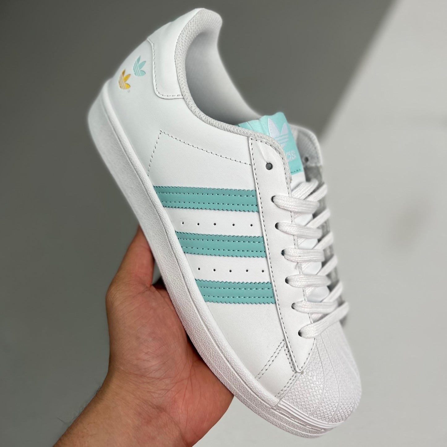 Adidas Originals  Superstar  | White/Sky Blue 00HHLY13