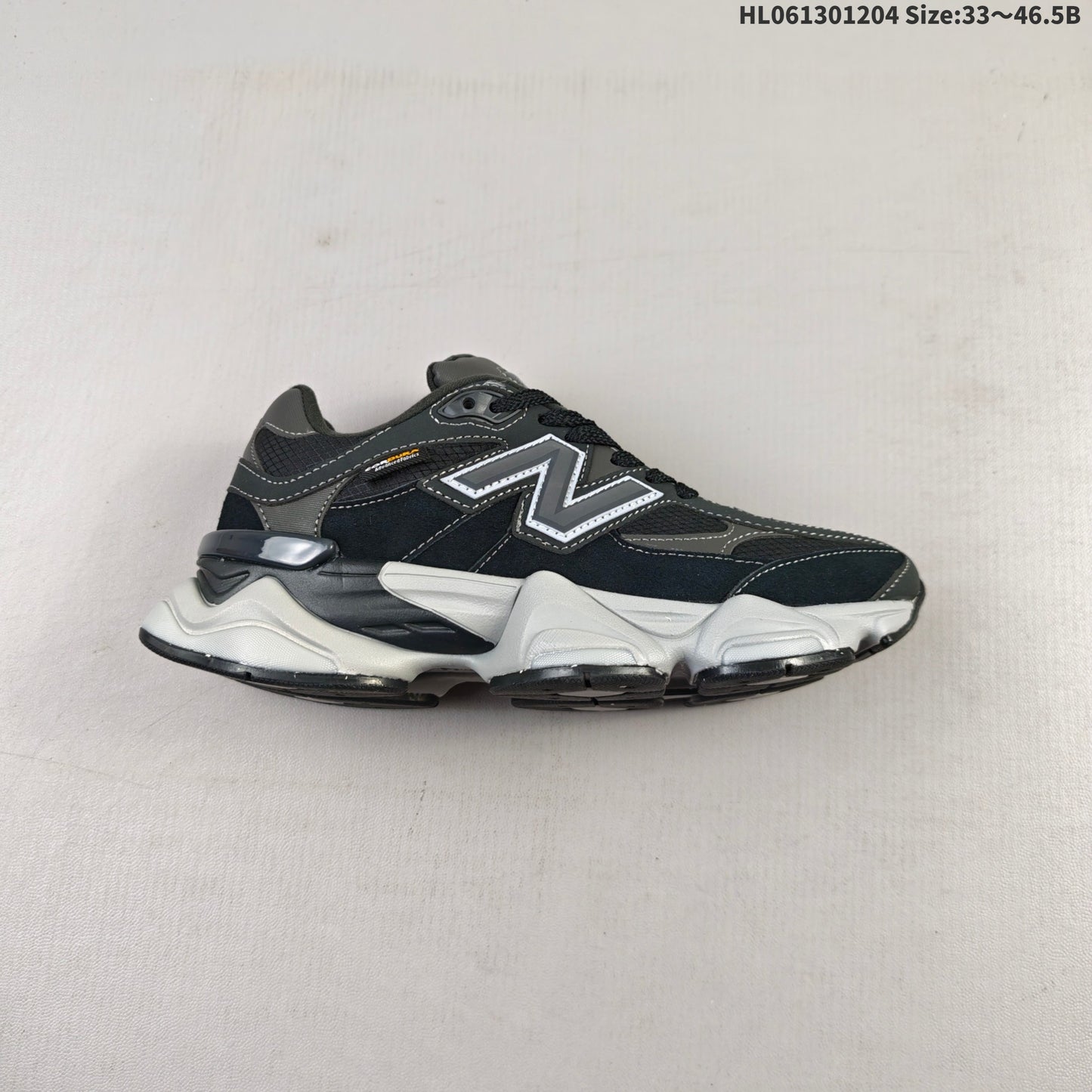 New Balance 9060 | HL031800806