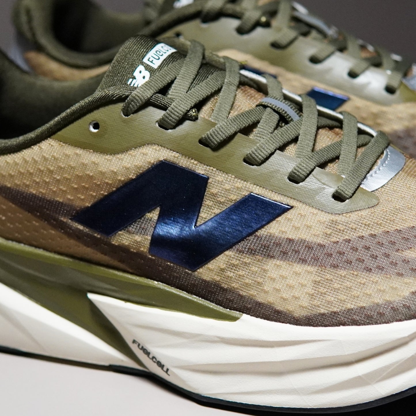 New Balance FuelCell Rebel v5 | NB080023FR08