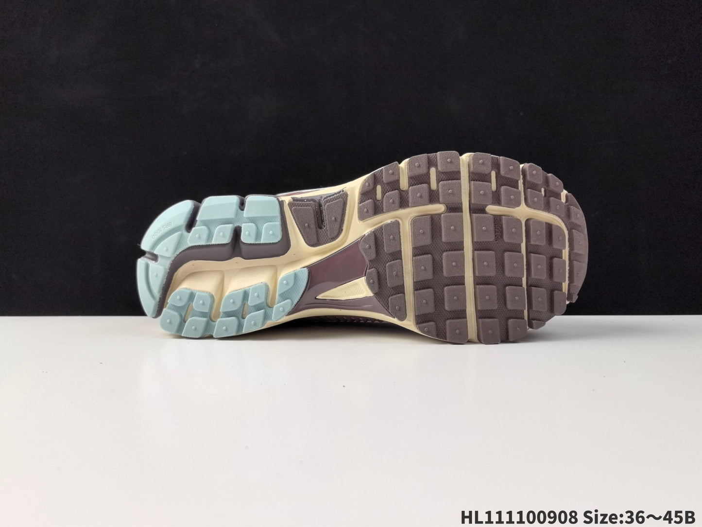 Nike Zoom Vomero 5 | NZV518P400303