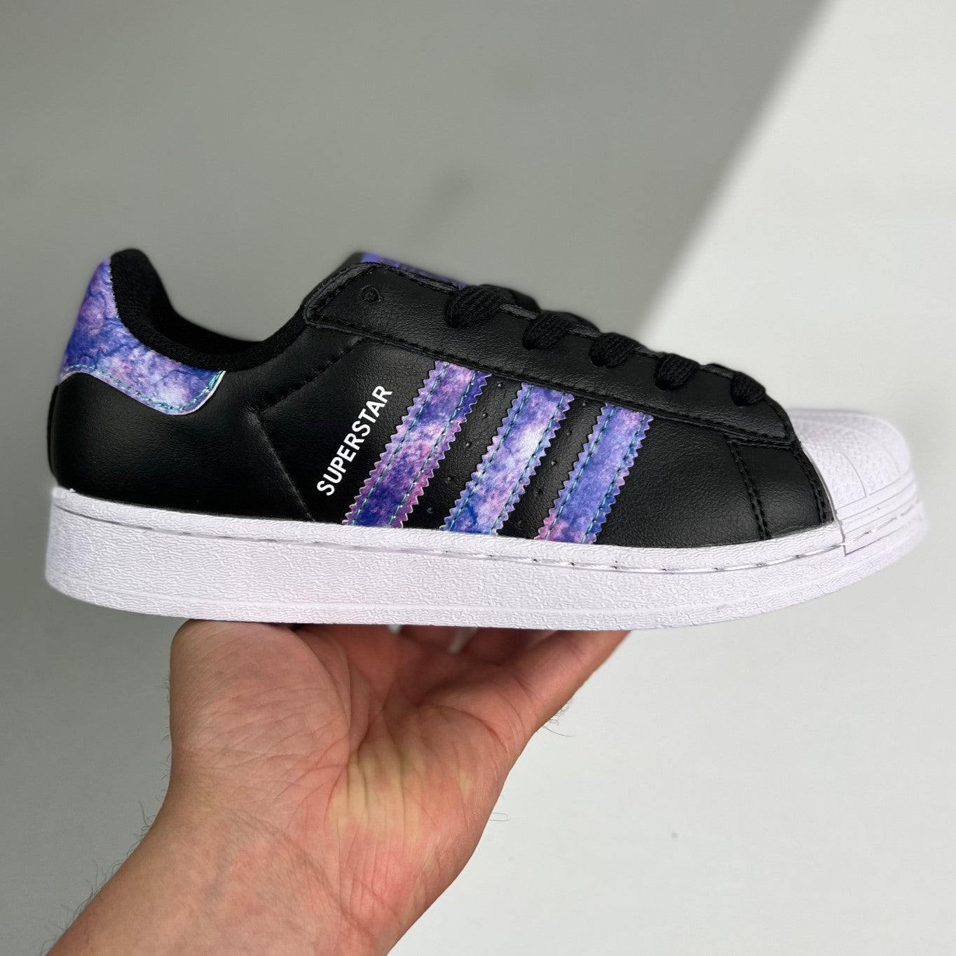 Adidas Originals  Superstar  | White/Purple 02CHER12