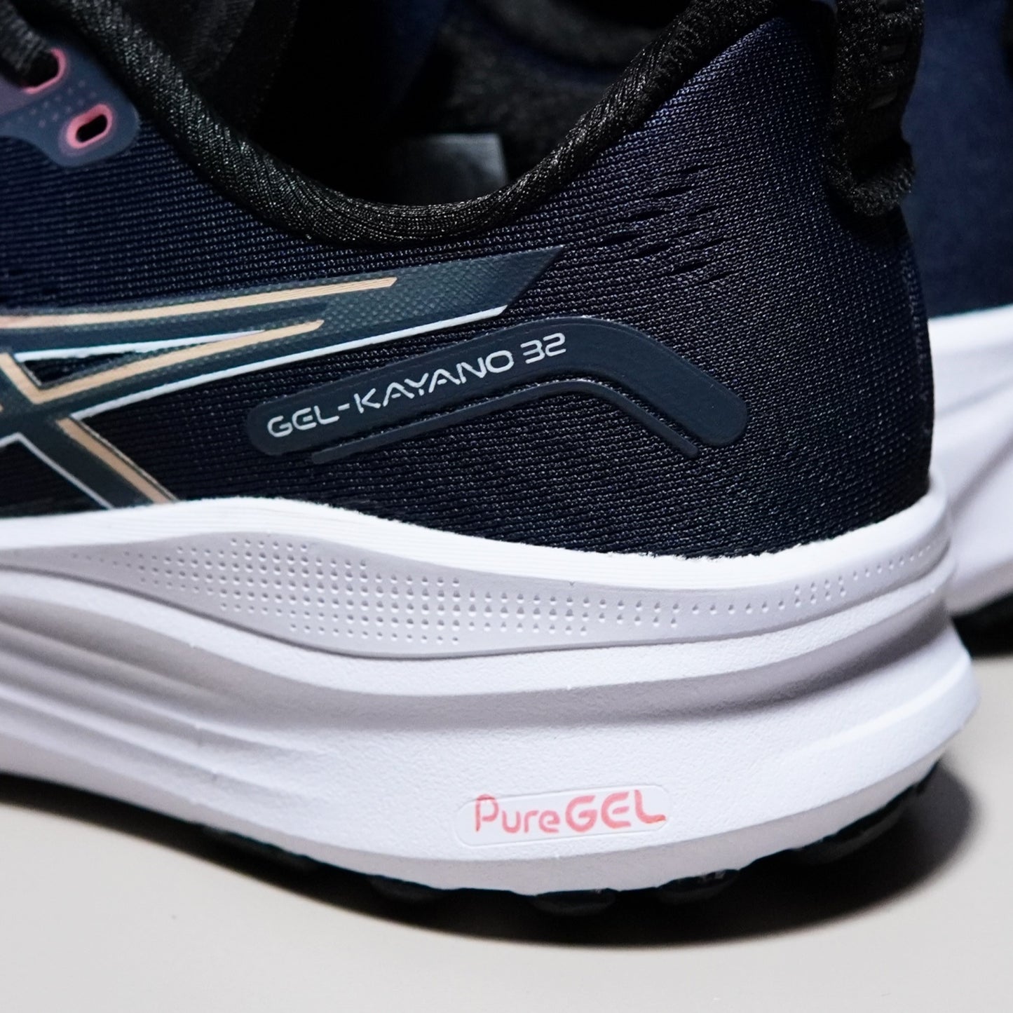 Asics Gel-Kayano 32 | AGK271300605