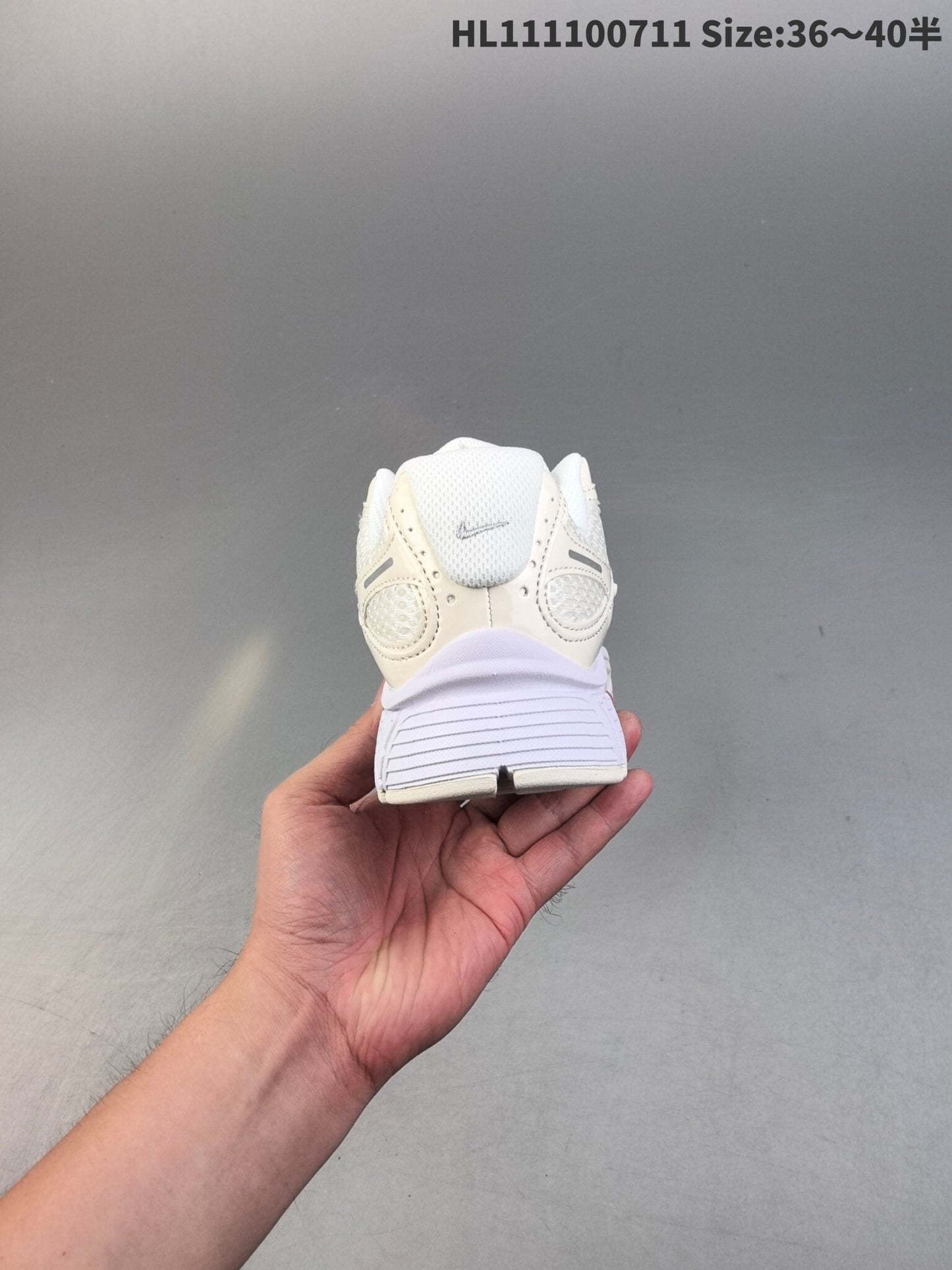 Nike V5 RNR | V5RNR18P400311