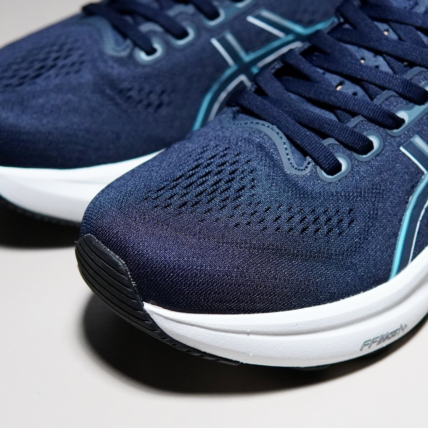 Asics Gel-Kayano 32 | AGK271300602