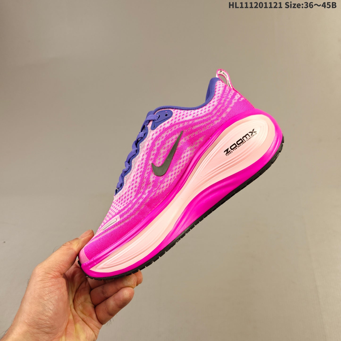 Nike Vomero Plus | NV18P400315