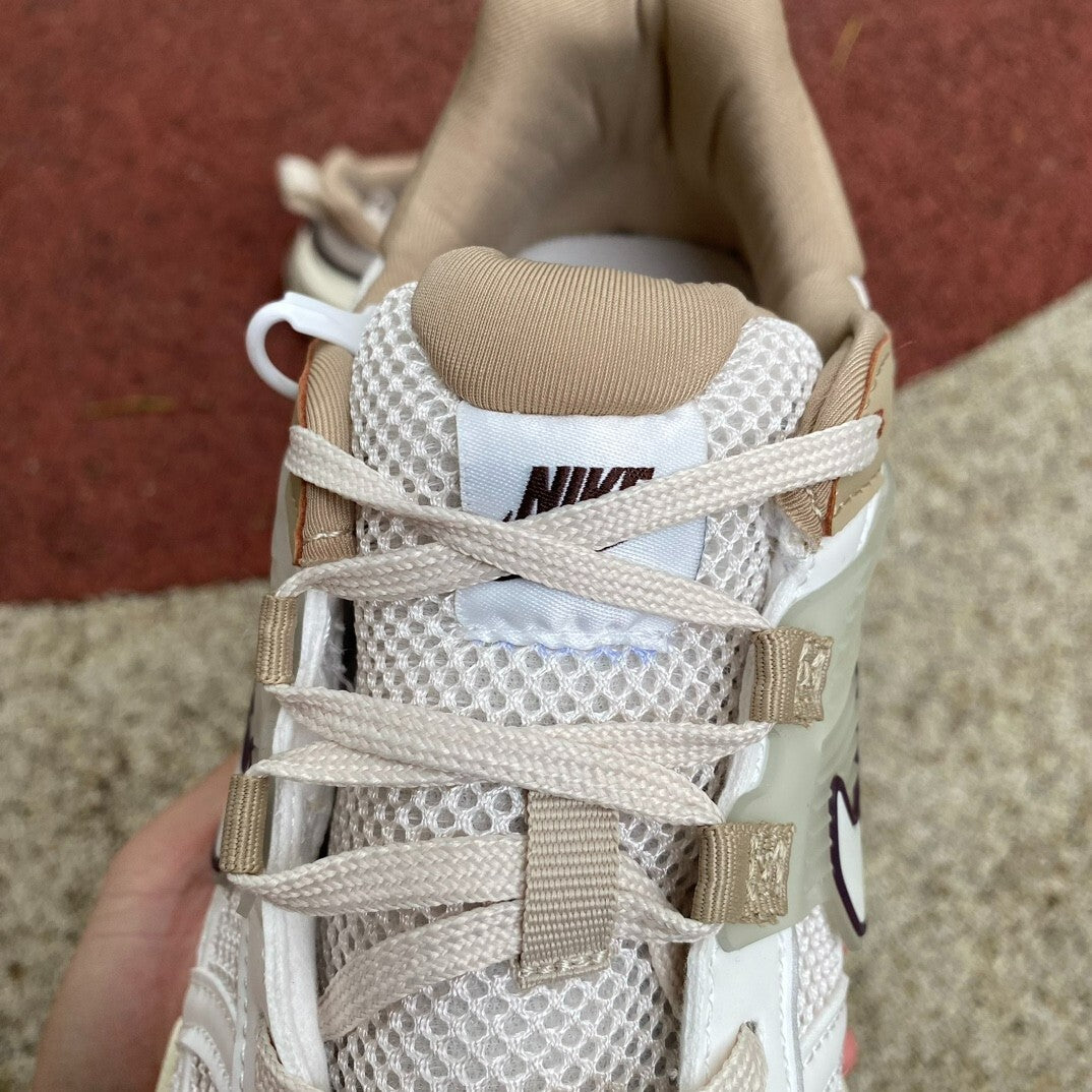 Nike V2K Run | FD0736-100