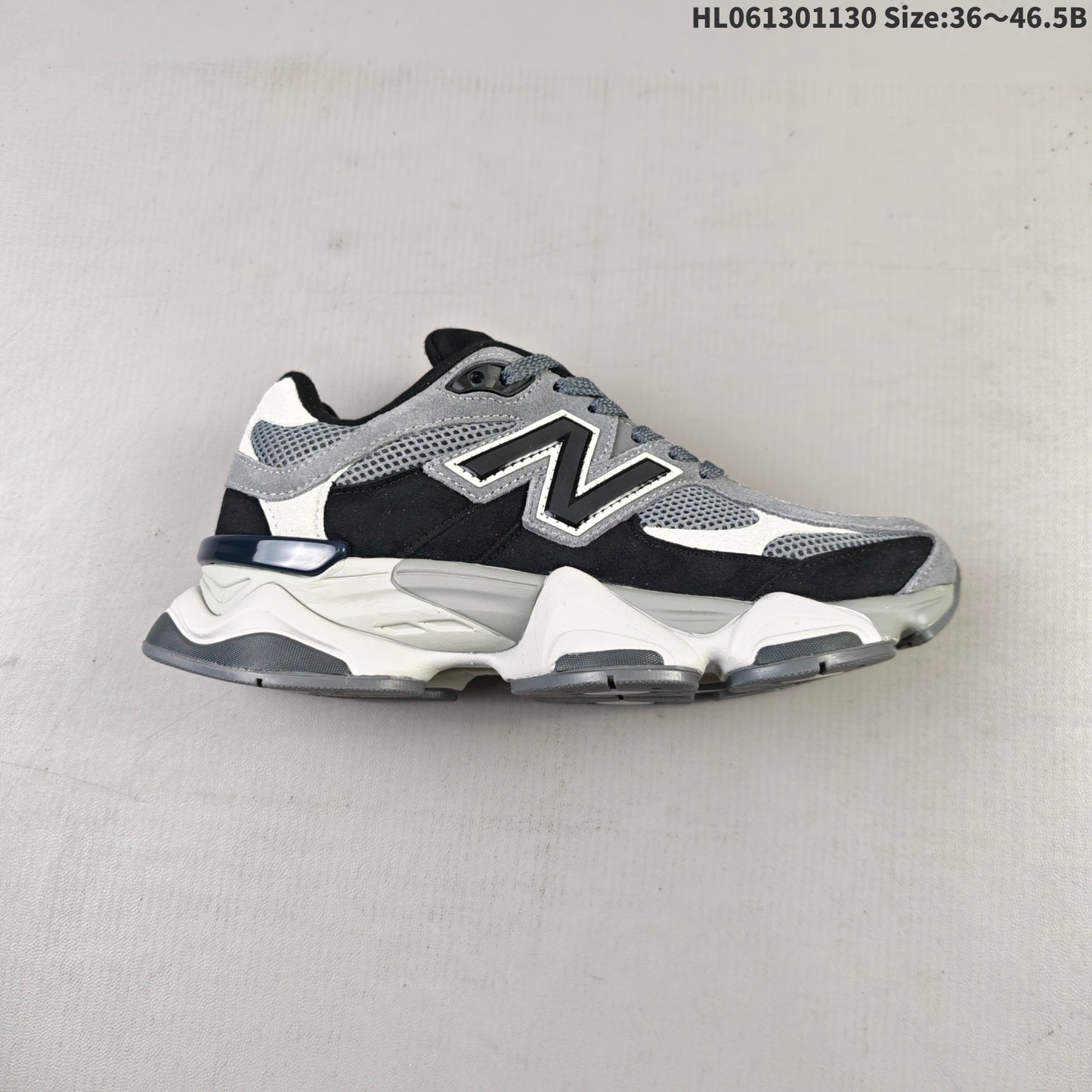 New Balance 9060 | HL031800810