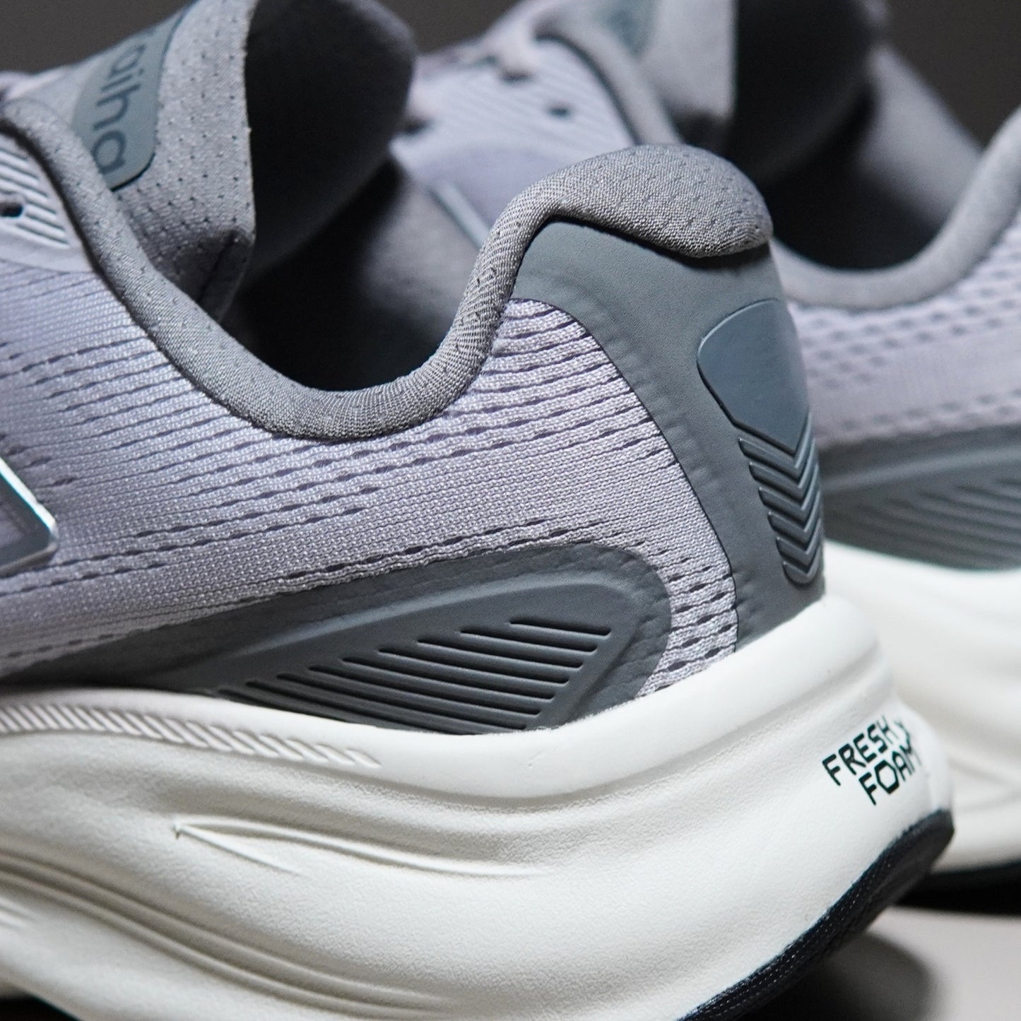 New Balance Fresh Foam X More V6 | 08002304