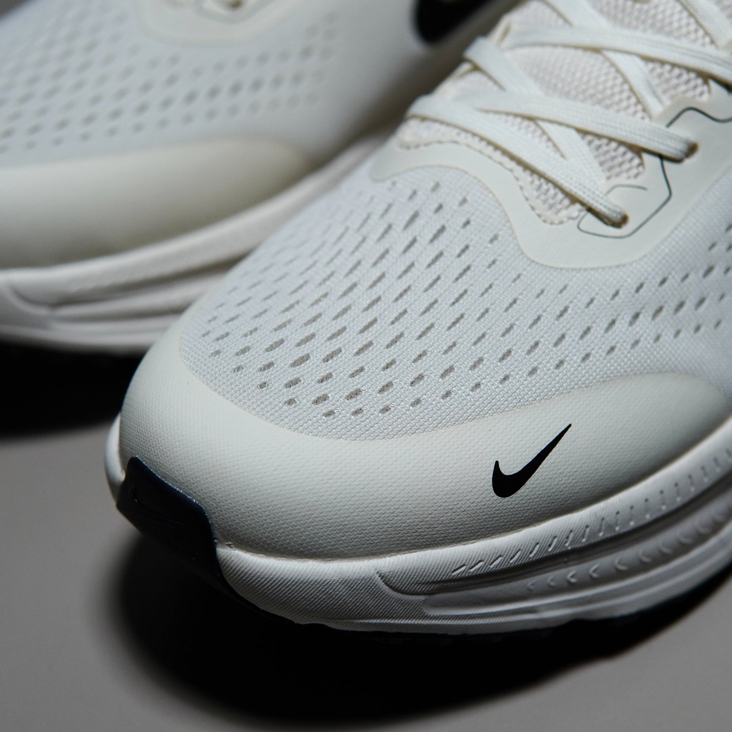 Nike Air Zoom Vomero 18X | NAV18X400302