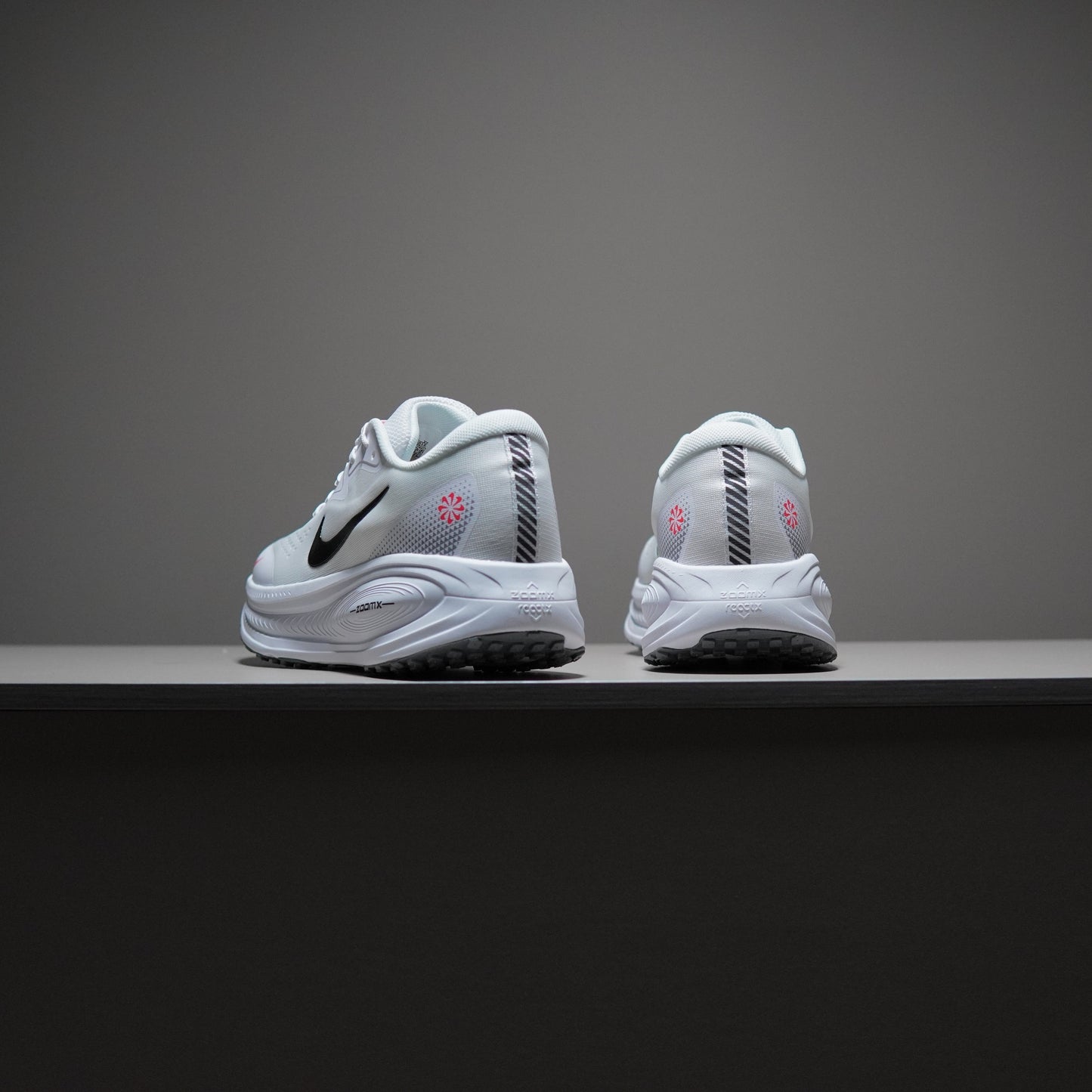 Nike Air Zoom Vomero 18X | NAV18X400304