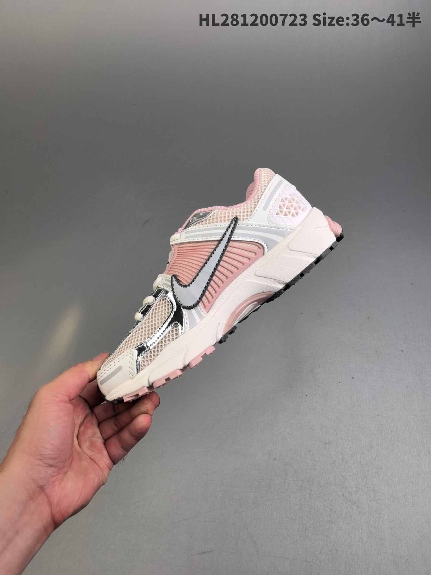 Nike Zoom Vomero 5 | NZV518P400309