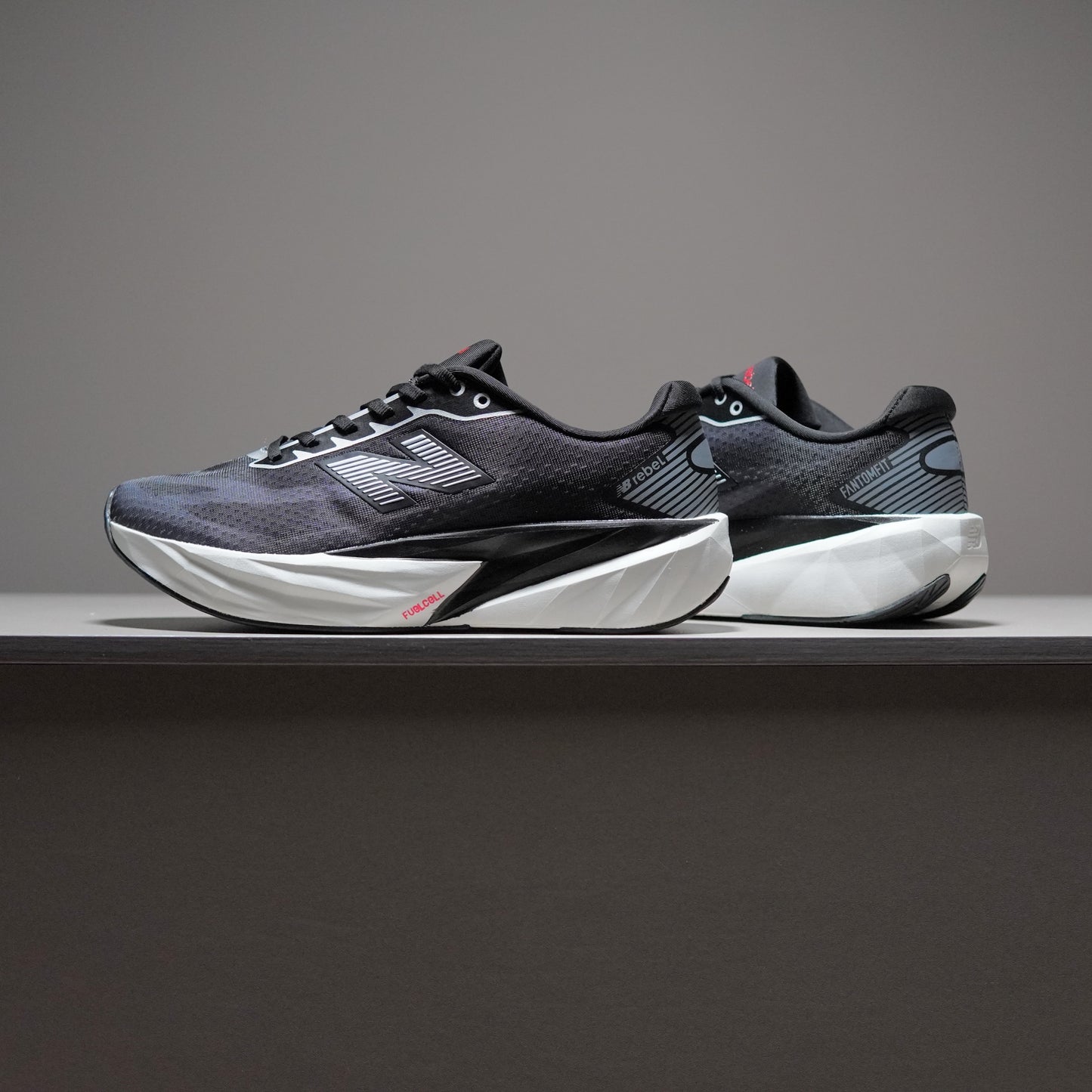 New Balance FuelCell Rebel v5 | NB080023FR10