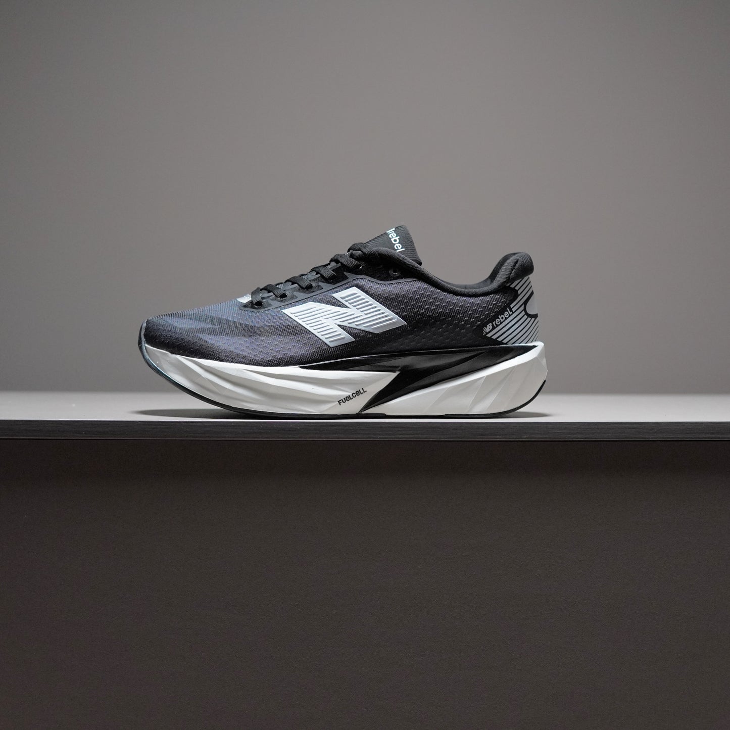 New Balance FuelCell Rebel v5 | NB080023FR12