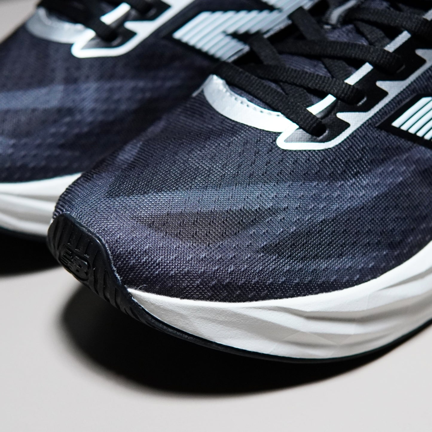 New Balance FuelCell Rebel v5 | NB080023FR10