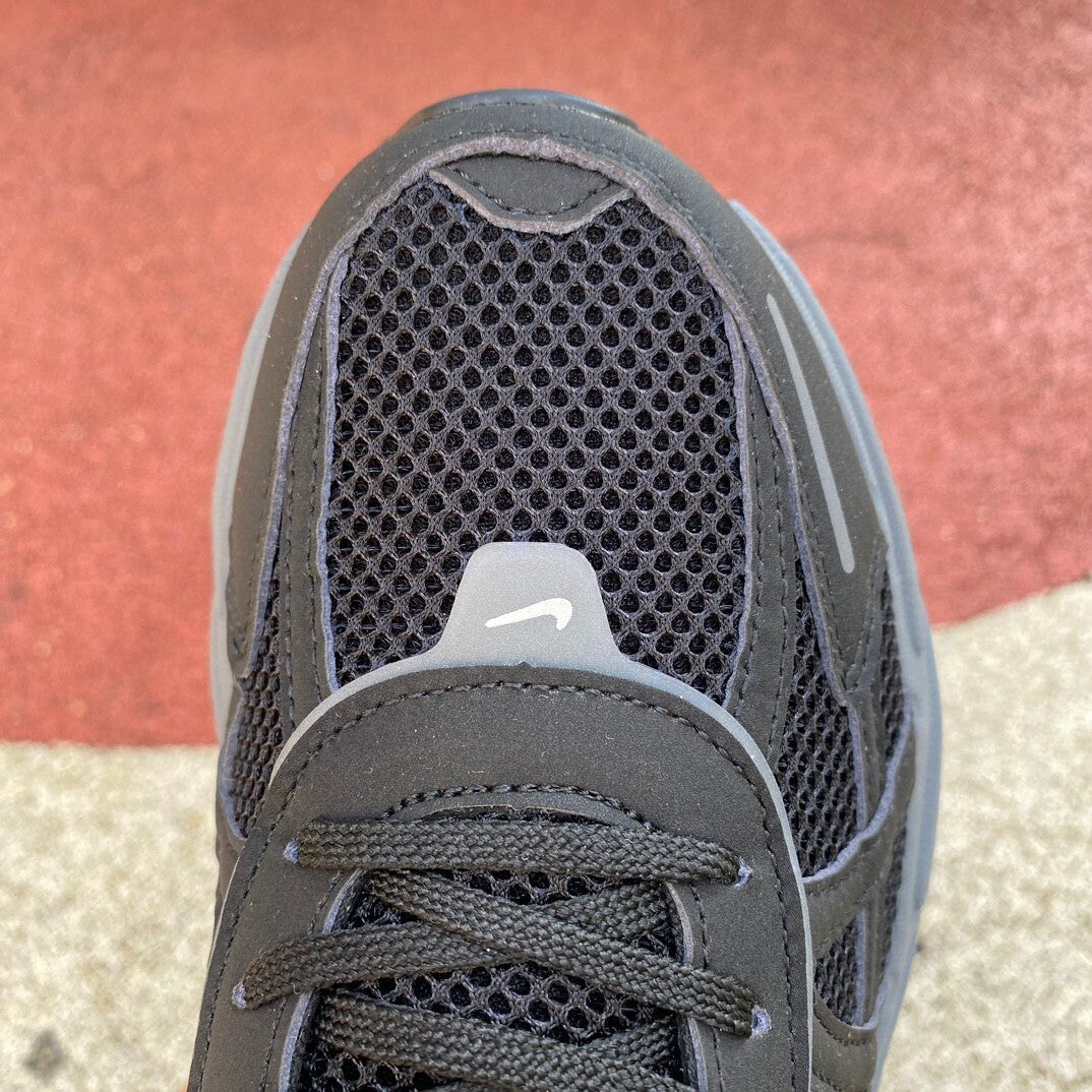 Nike V2K Run | D0736-102