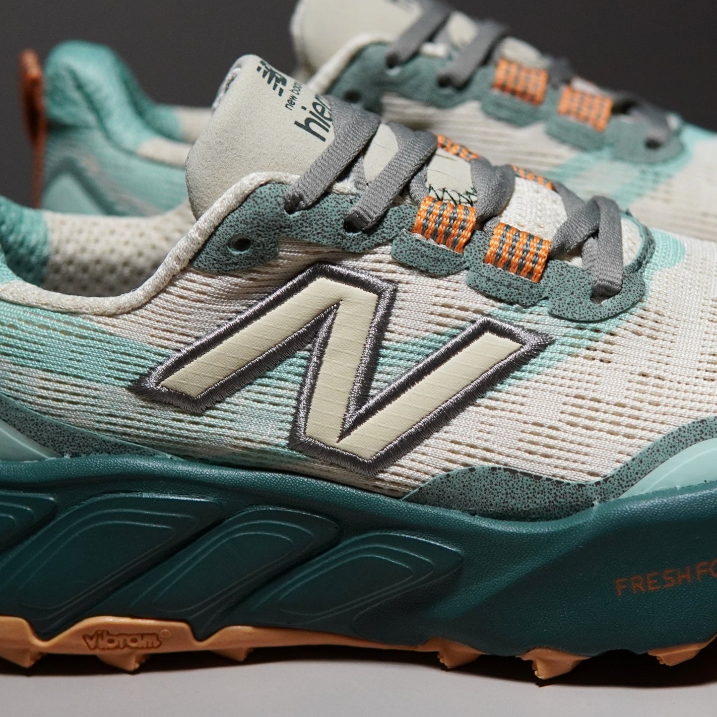 UV9NB10
