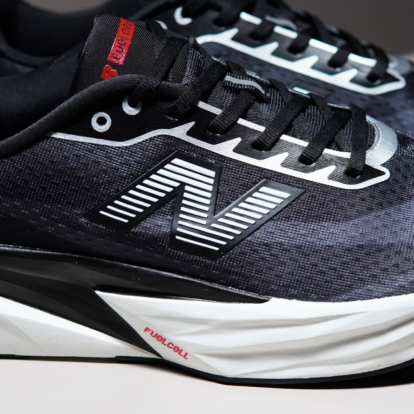 New Balance FuelCell Rebel v5 | NB080023FR10