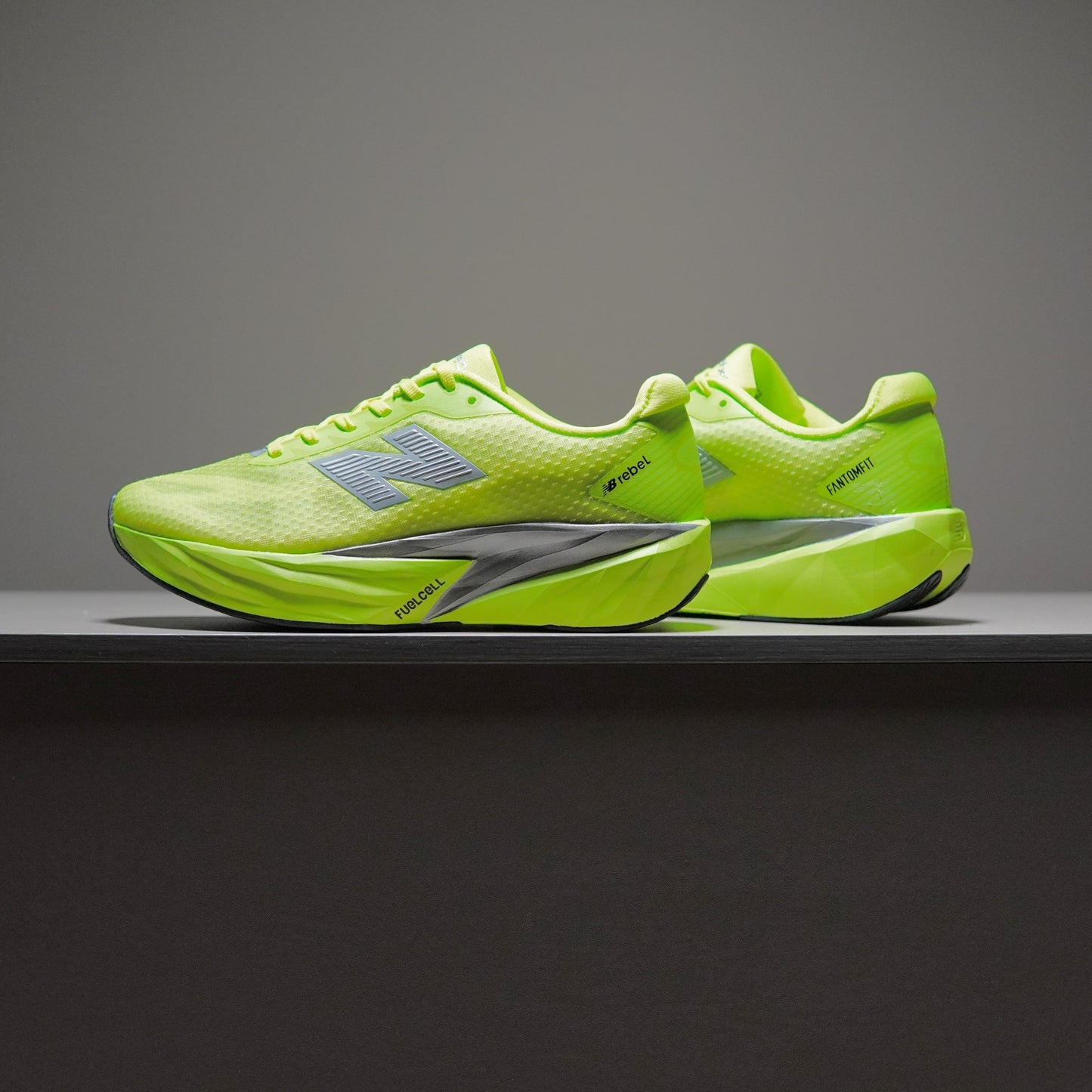 New Balance FuelCell Rebel v5 | NB080023FR05