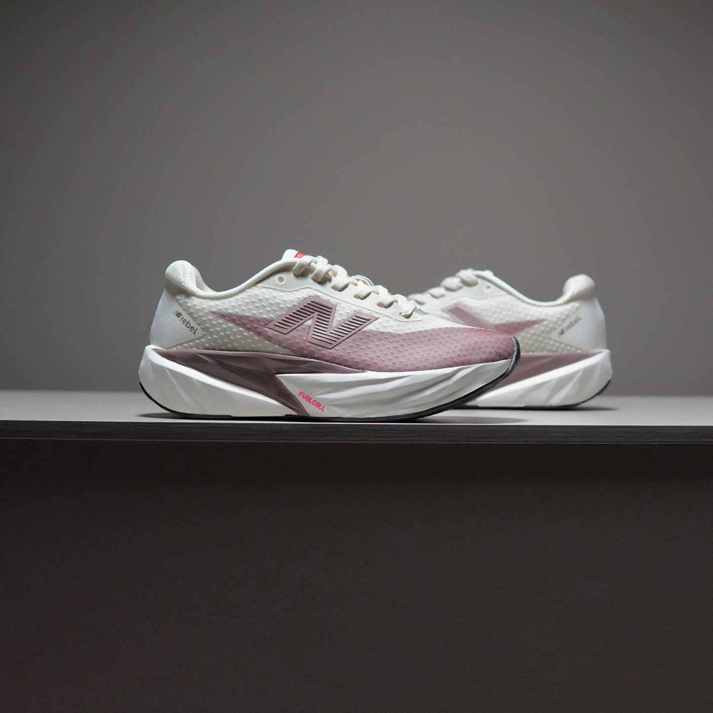 New Balance FuelCell Rebel v5 | NB080023FR02