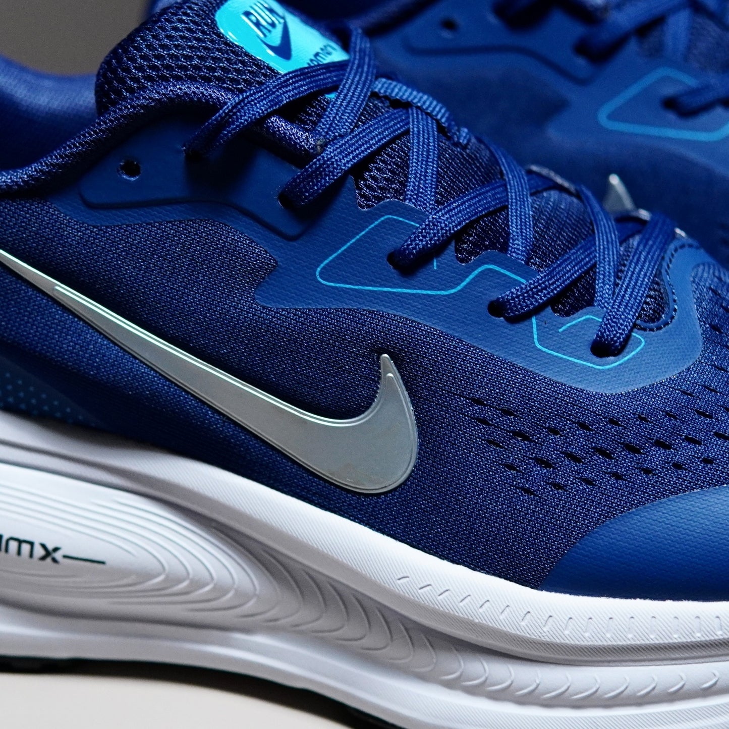 Nike Air Zoom Vomero 18X | NAV18X400308