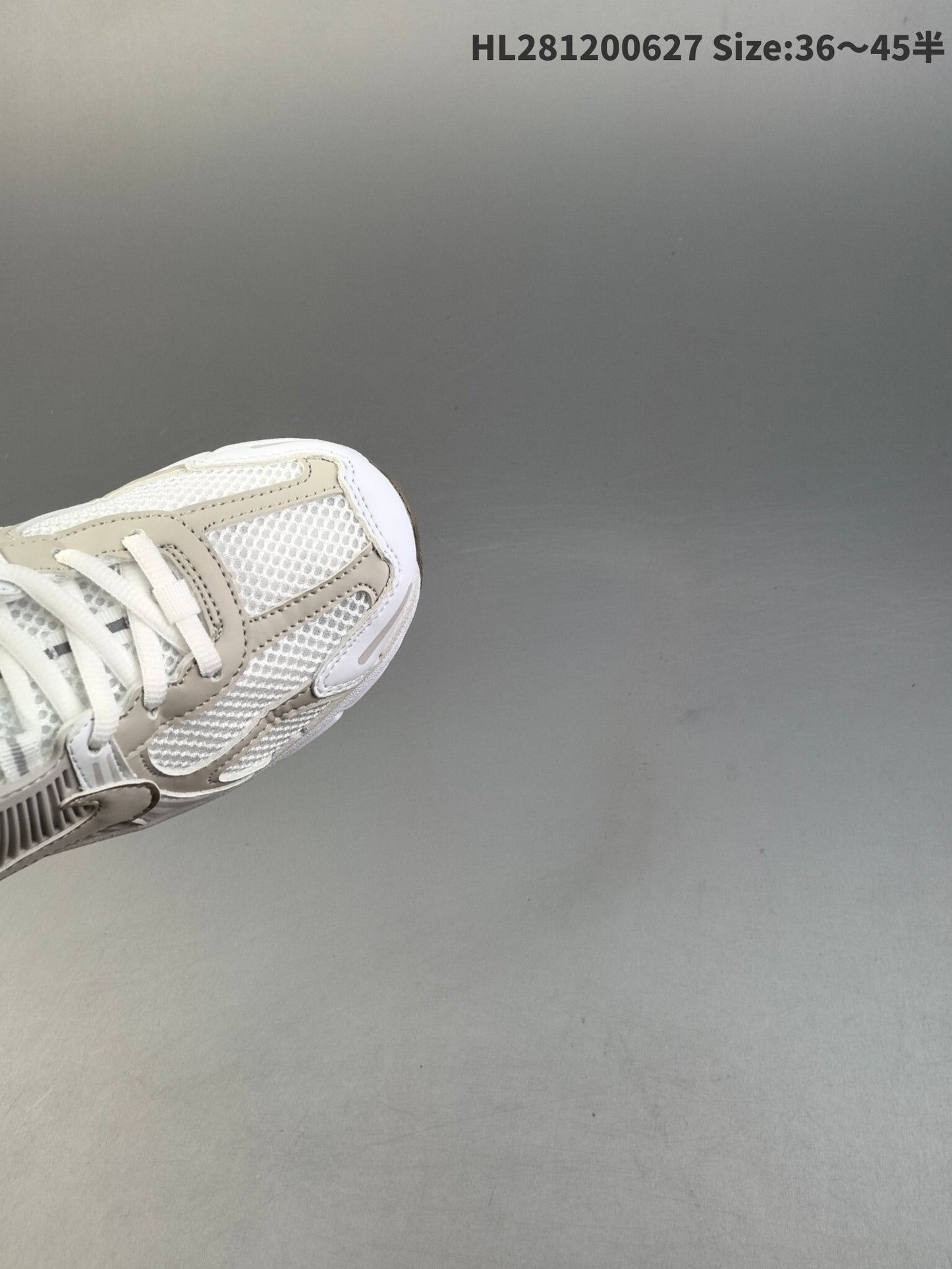 Nike Zoom Vomero 5 | NZV518P400305