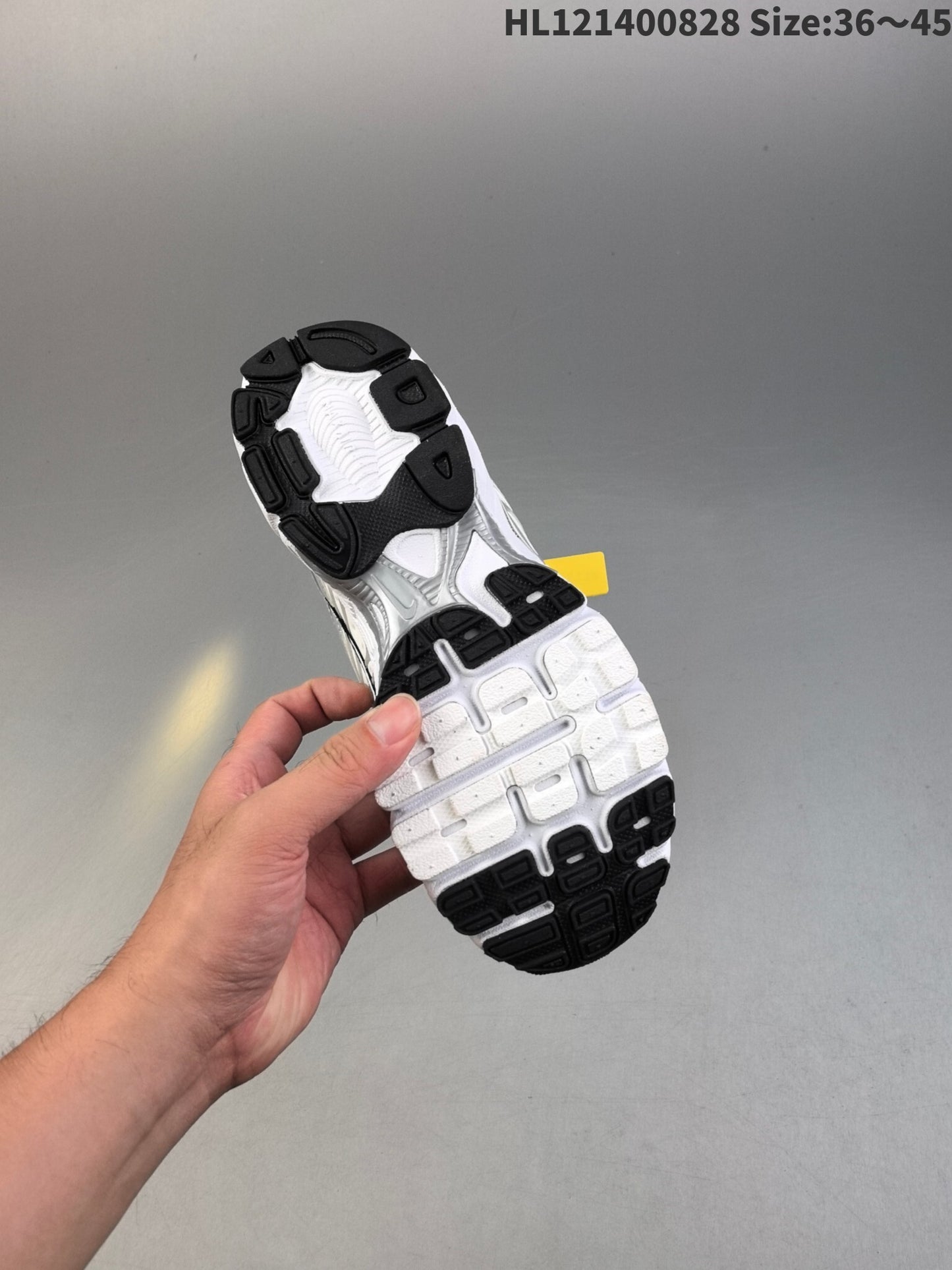 Nike Air Max Moto 2K | NAM18P400301