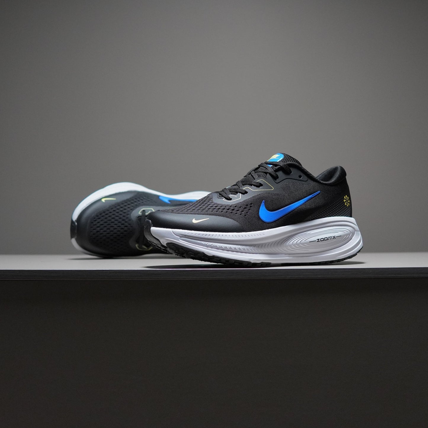 Nike Air Zoom Vomero 18X | NAV18X400307