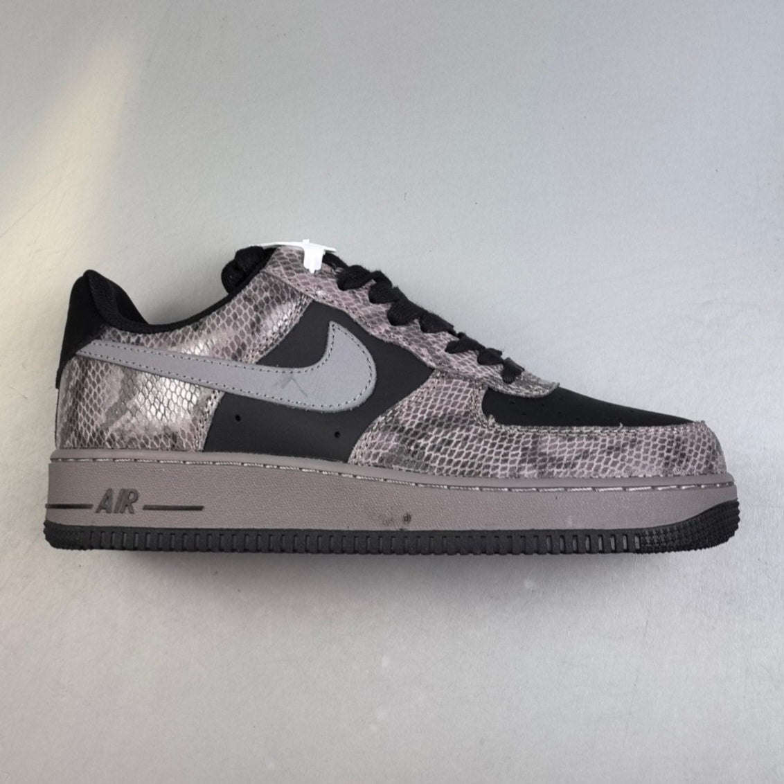 Nike AIR FORCE 1 |Snakeskin HL671201114