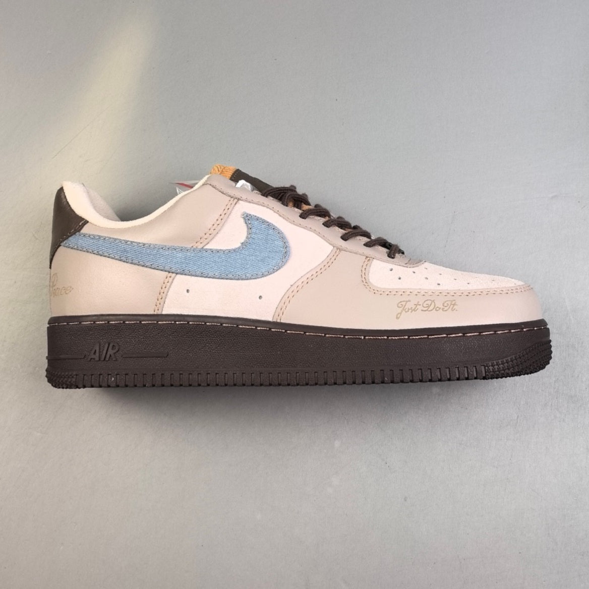 Nike AIR FORCE 1 | Love and Peace HL11301116