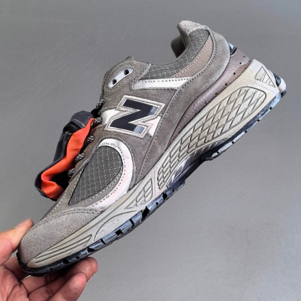 New Balance 2002R   │Platinum Grey HL141500816