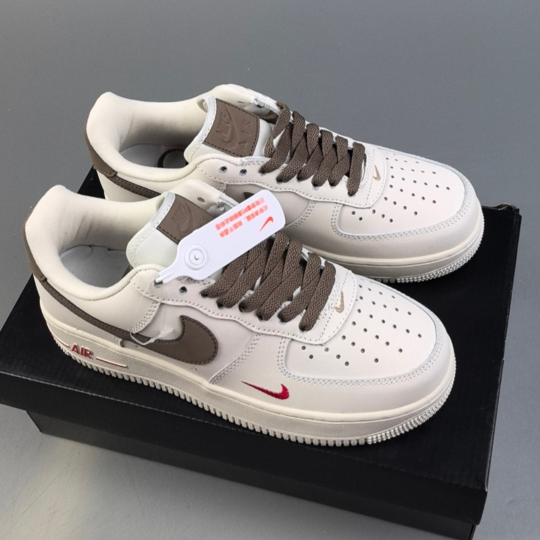 Nike AIR FORCE 1 | Milk Coffe HL14701114