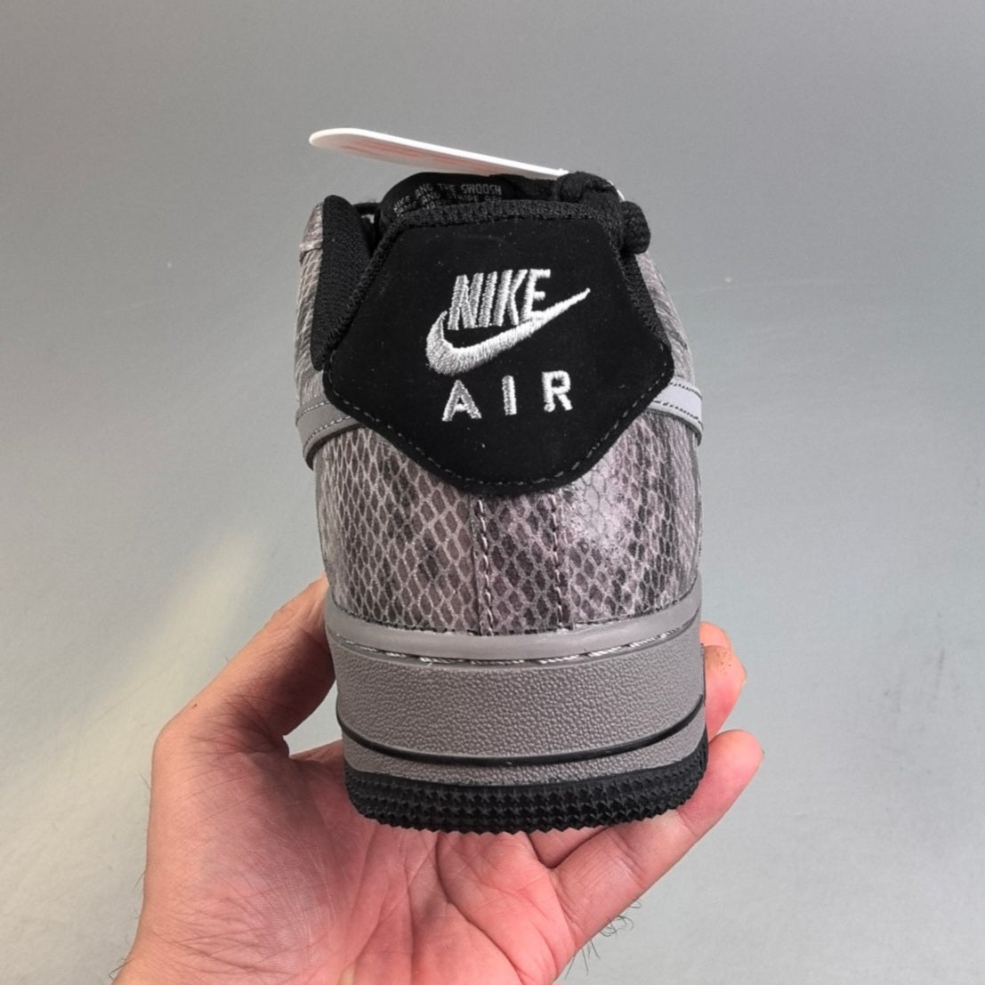 Nike AIR FORCE 1 |Snakeskin HL671201114