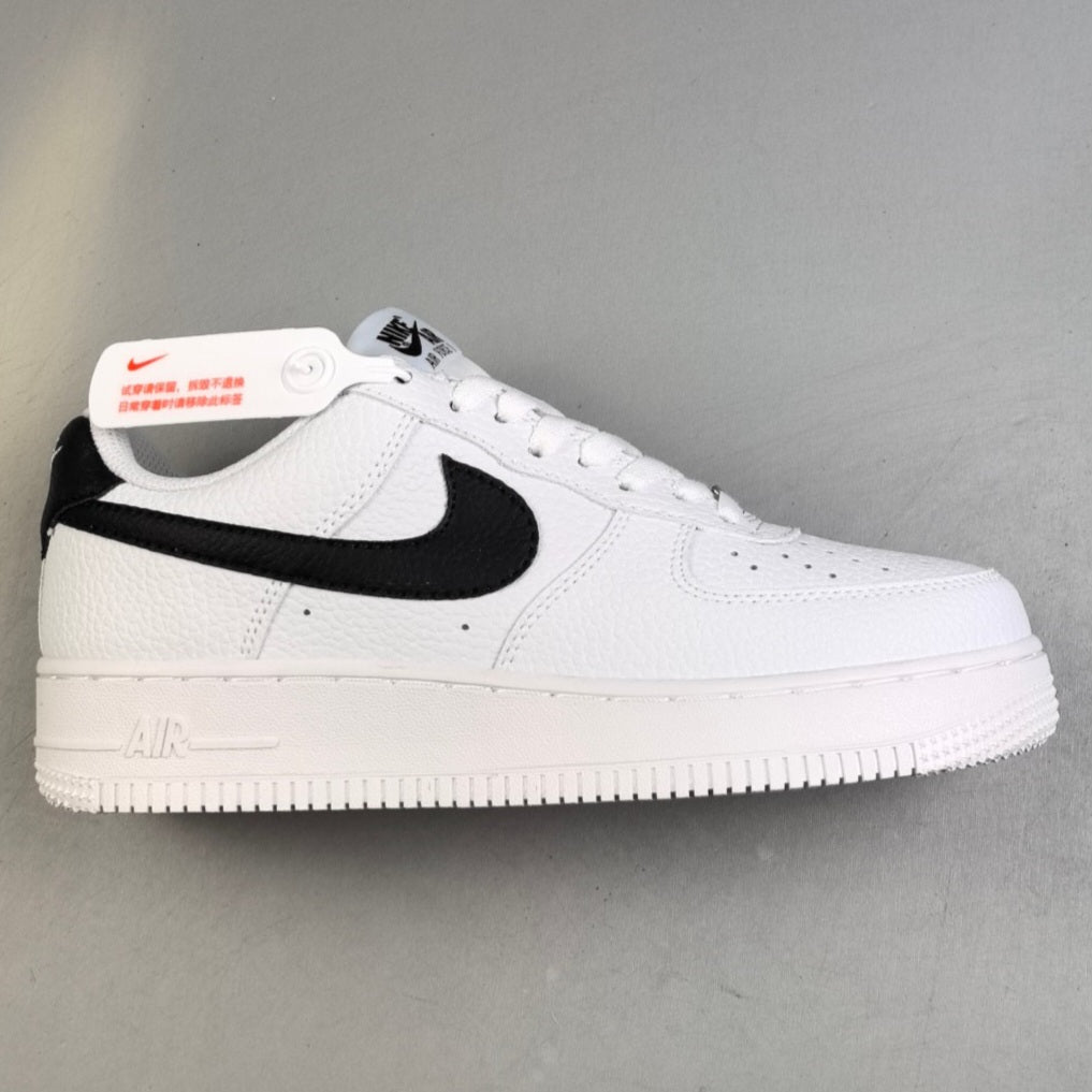 Nike AIR FORCE 1 │Black and White HL171001119