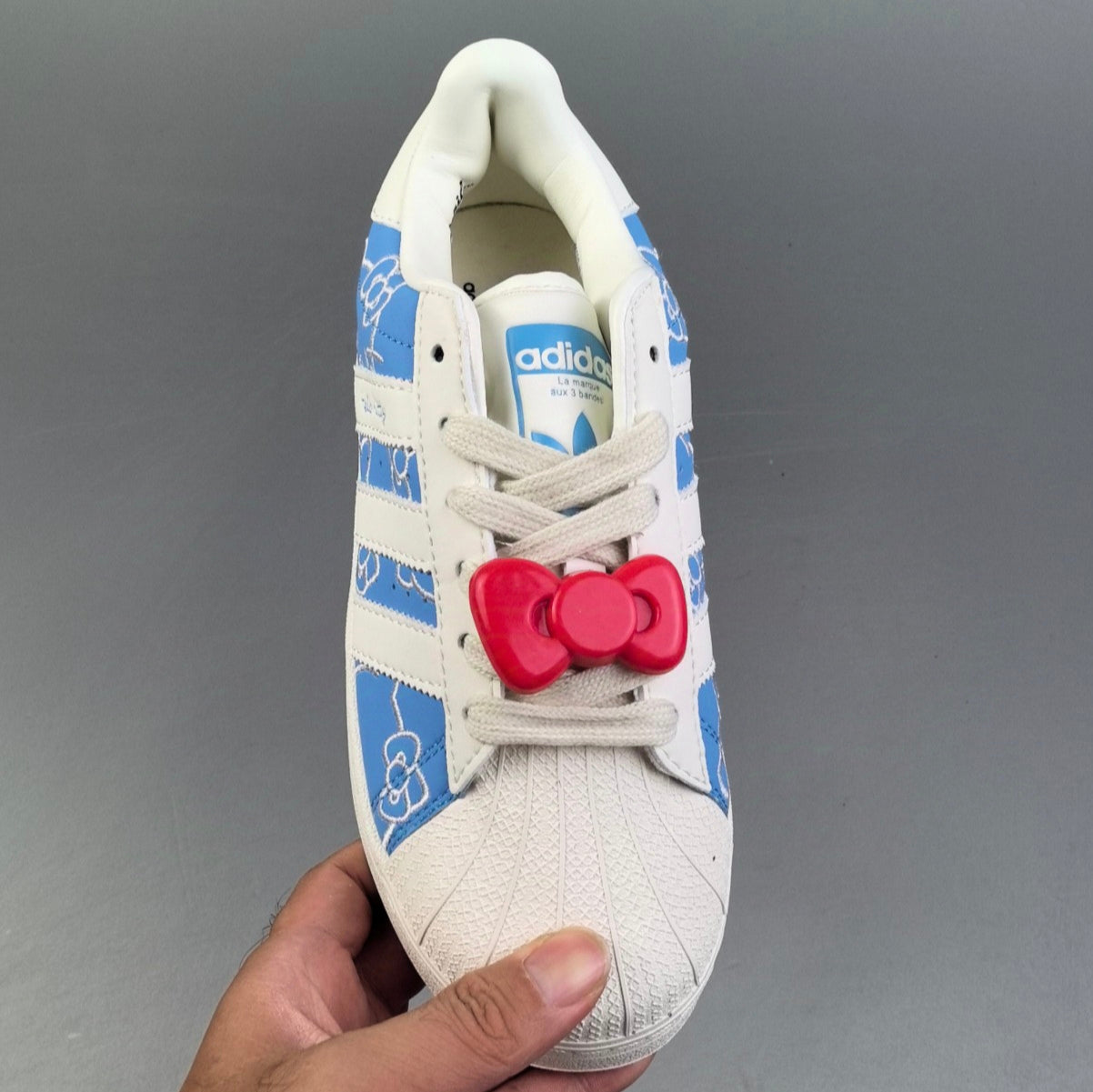 Adidas Originals Superstar XLG | Hello Kitty Blue/White HL591400728