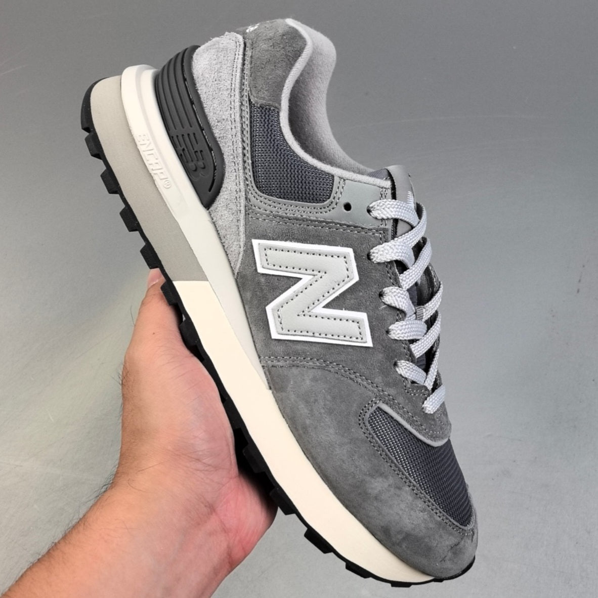 New Balance 574 | Grey HL111301104